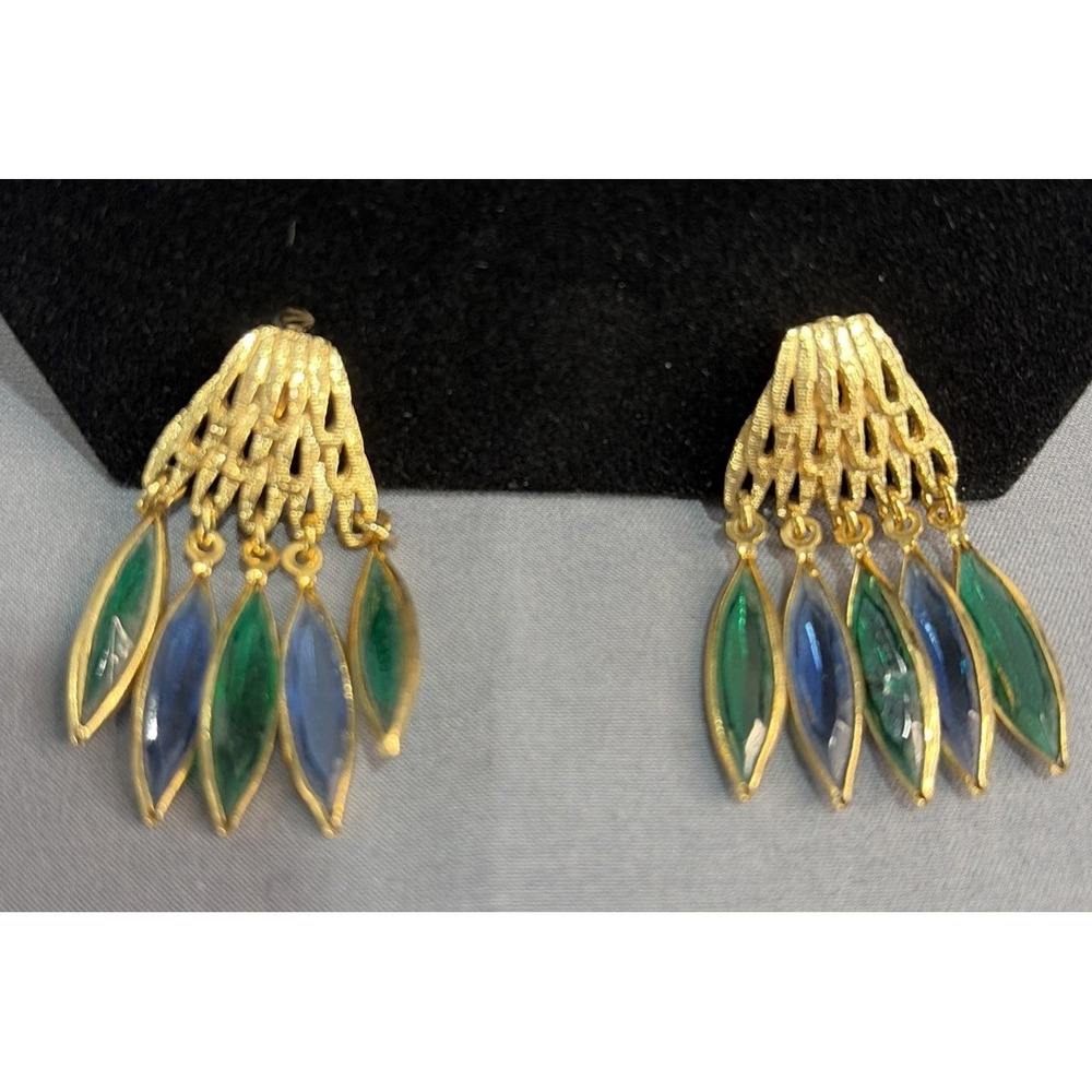 VTG Coro UK  Gold tone Green  Crystal Drop Dangle Clip on Earrings Patent Marked